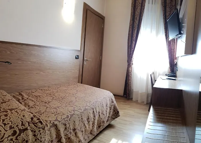 Ristorante Il Delfino Hotel Novara